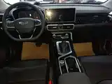 Фото 10 - Geely Coolray