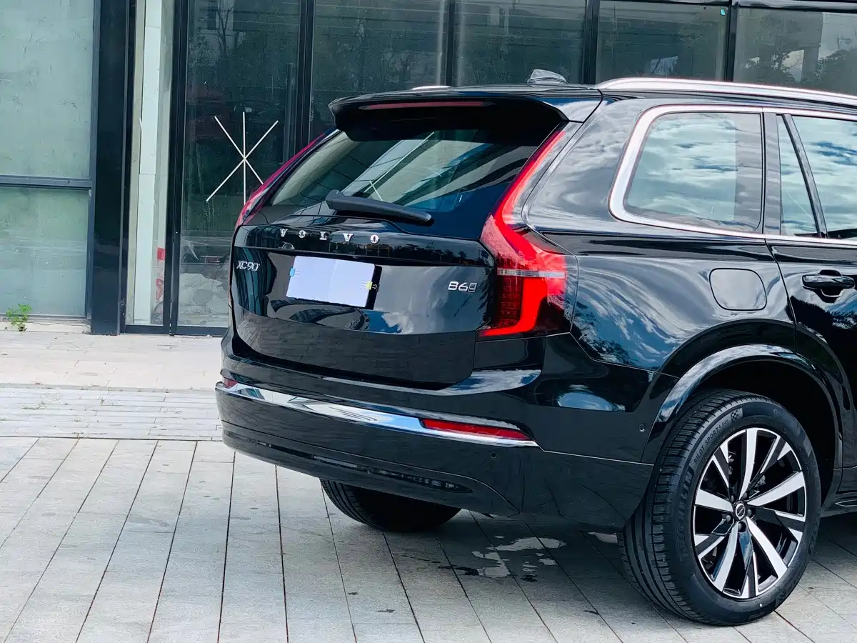 Volvo XC90 2025 2025 Facelift B6 Smart Elegance Luxury 6-seater