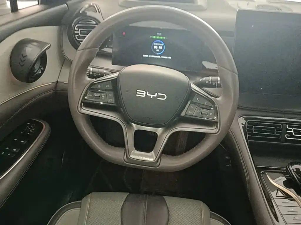 BYD Frigate 07 2024 2024 Glory Edition DM-i 205KM Flagship