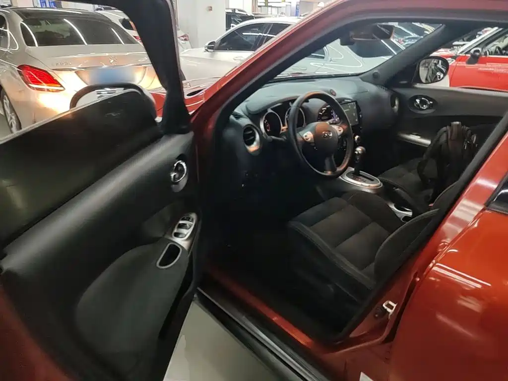 Infiniti ESQ 2019 2014 1.6L Free Edition