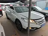 Photo 4 - Honda Crosstour