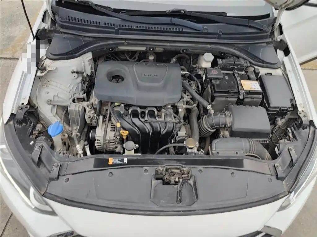 Hyundai Elantra 2016 Model 1.6L Automatic Smart Elite фото 11