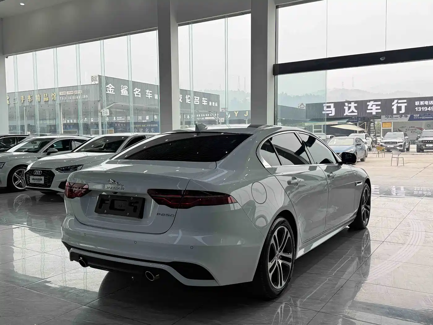 Jaguar XEL 2024 2024 Model 2.0T 250PS R-DYNAMIC S Progressive Sport Edition