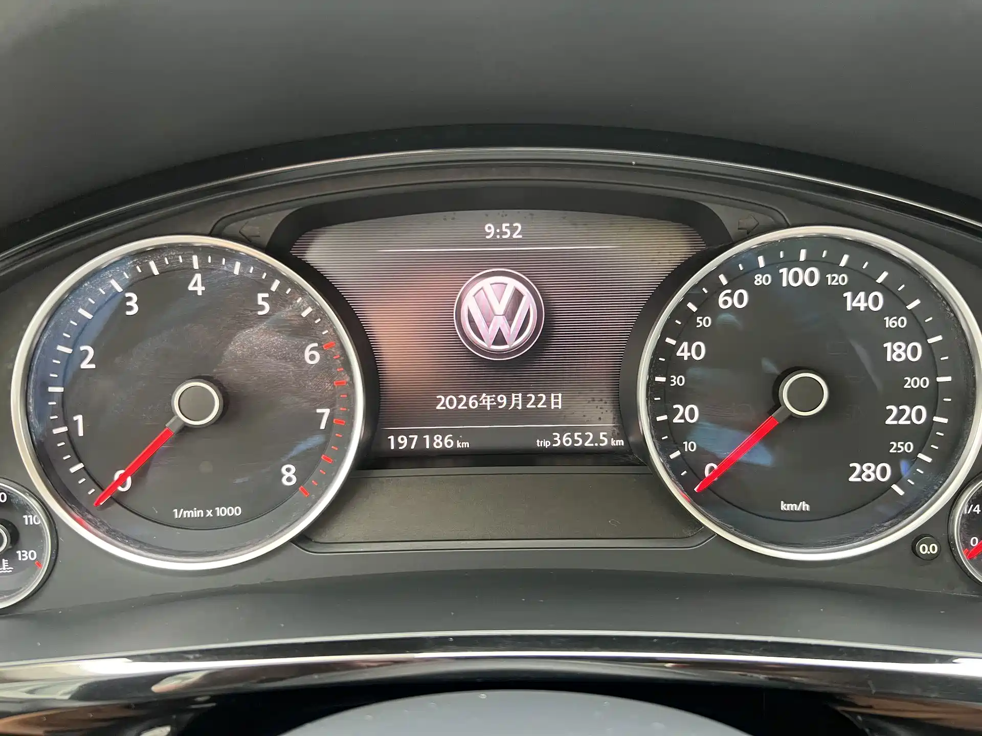 Фото 12 - Volkswagen Touareg