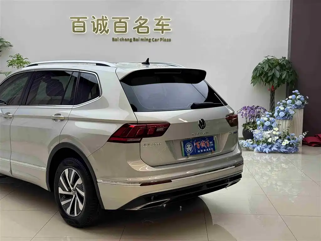 VOLKSWAGEN TIGUAN L NEW ENERGY