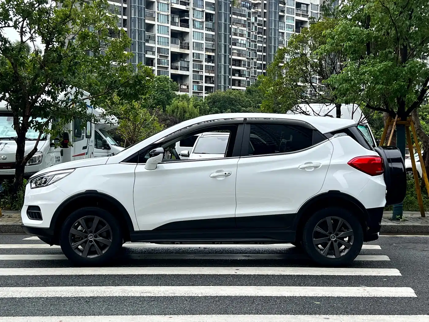 BYD Yuan New Energy 2020 2019 EV535 Smart Connected Trend Leader Type