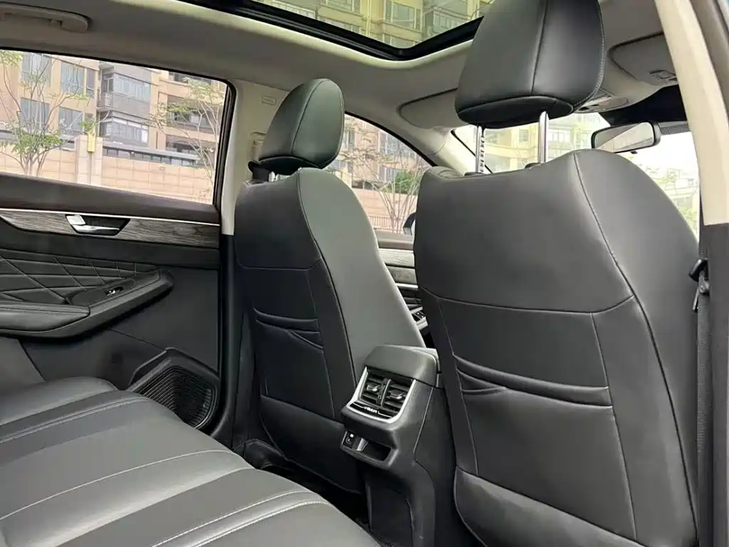 Dongfeng Aeolus Yixuan MAX 2022 2021 1.5T Super Cool Dad Edition