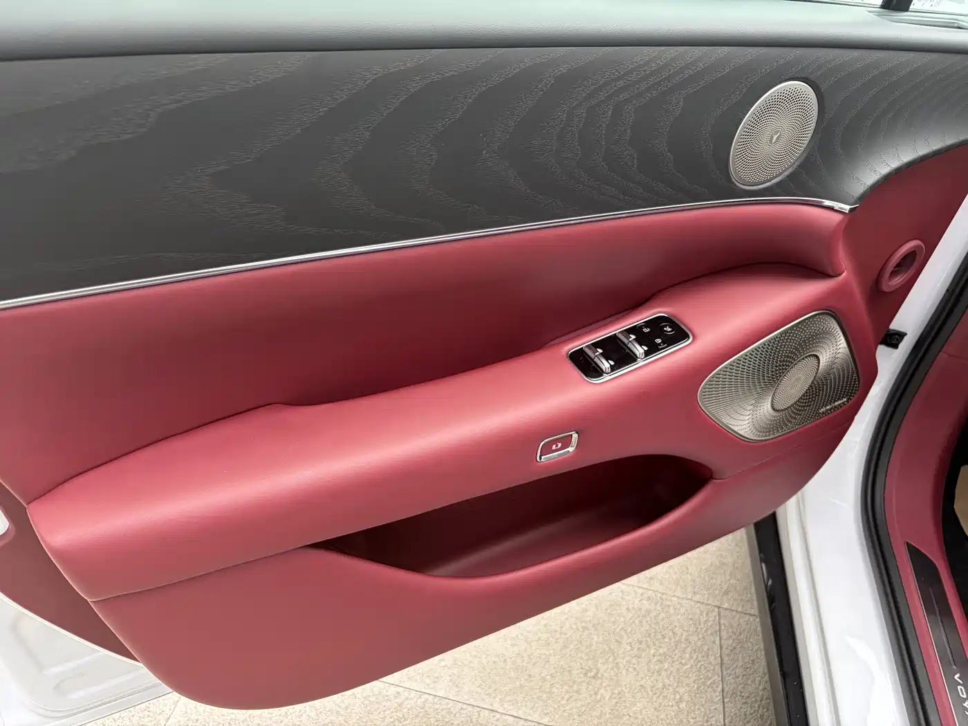 Voyah Auto VOYAH Zhuiguang L 2025 2025 Mid-configuration Model
