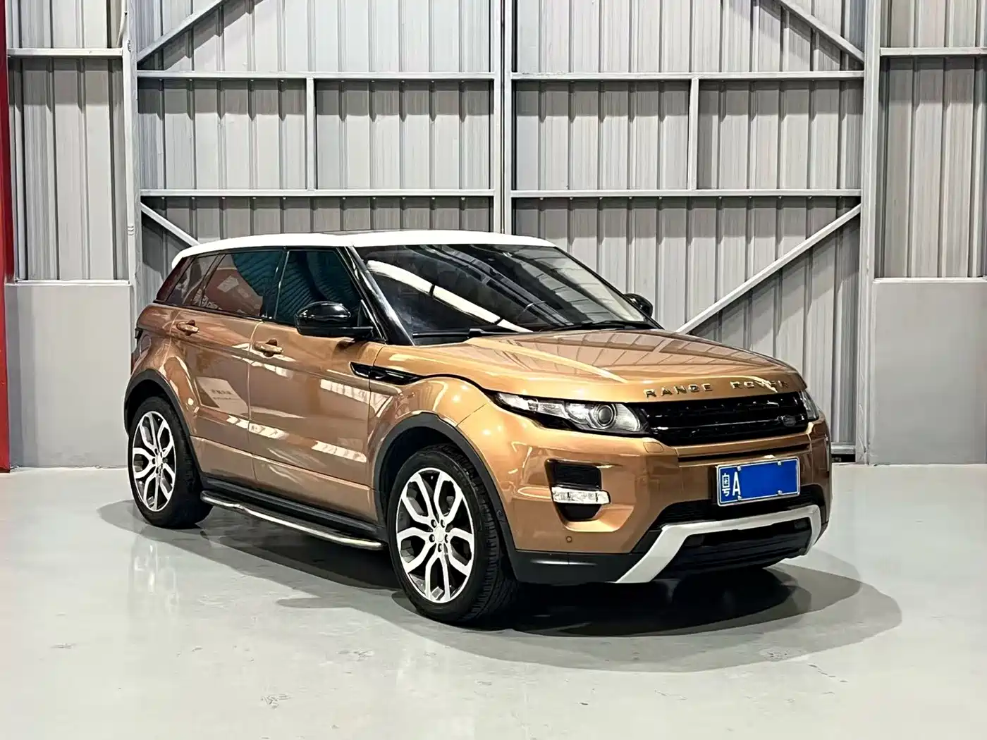 Land Rover Range Rover Evoque (Import) 2014 2.0T 5-door Brilliance Sport фото 3