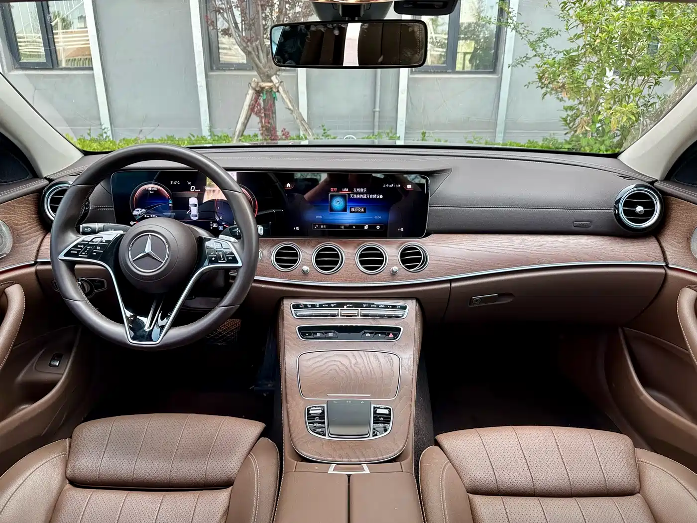 Mercedes-Benz E-Class 2021 E 300 L Luxury фото 7