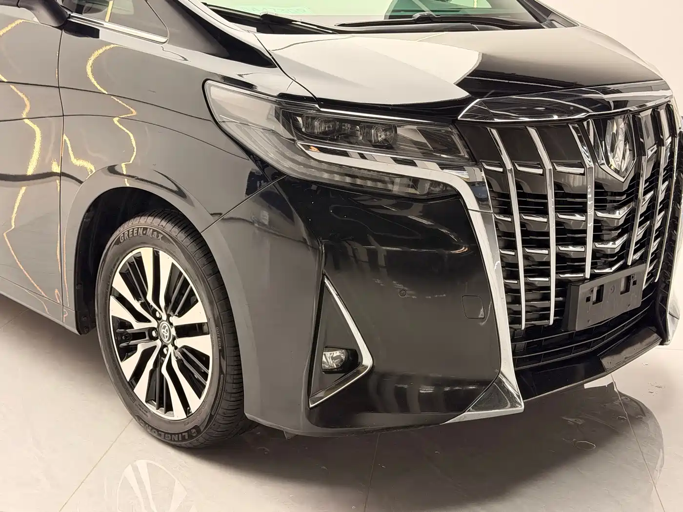 Toyota Alphard 2018 Facelift 3.5L Premium Edition фото 18