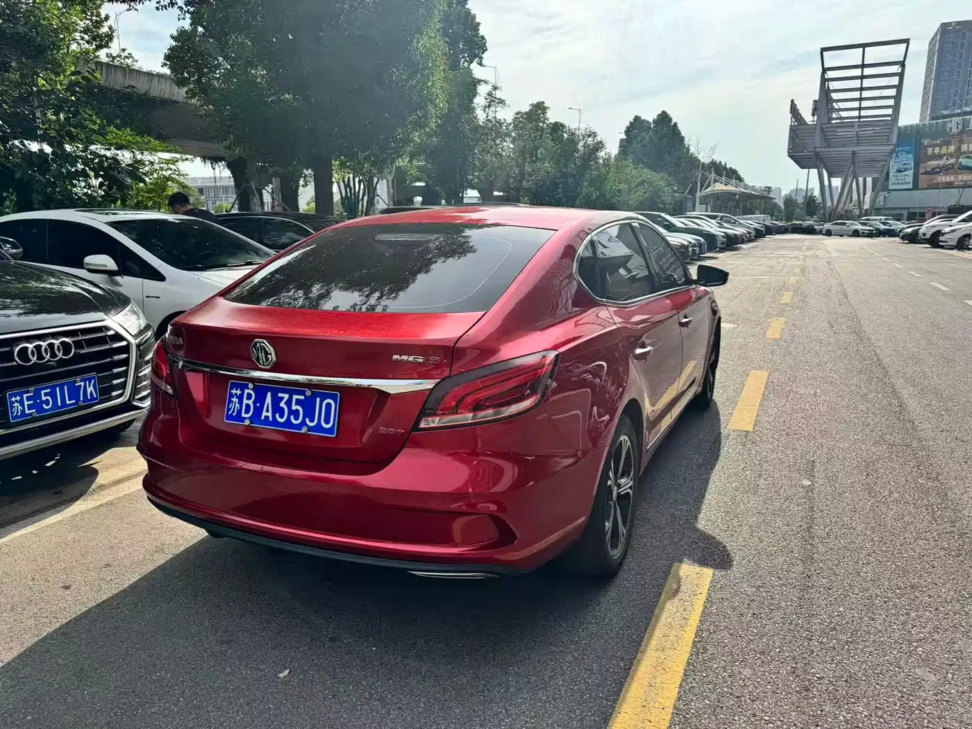 MG MG6 2018 2017 20T Automatic Luxury Smart Connect Version (China V)
