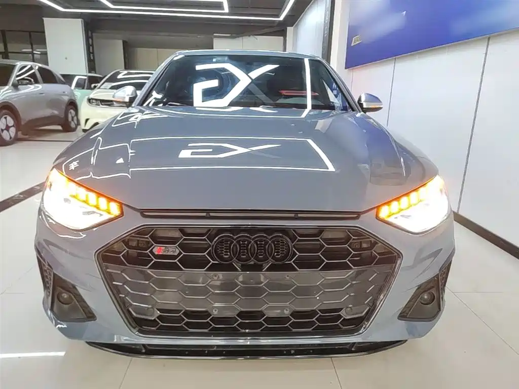 Audi A4L 2022 40 TFSI quattro RS Kit Burning Speed фото 3