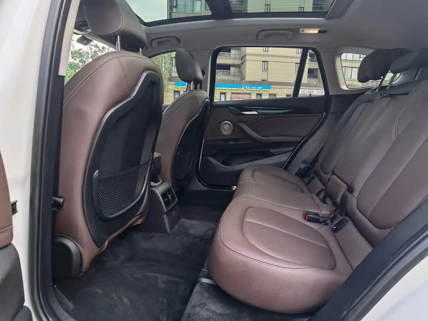 BMW X1 2022 sDrive25Li Leading фото 8