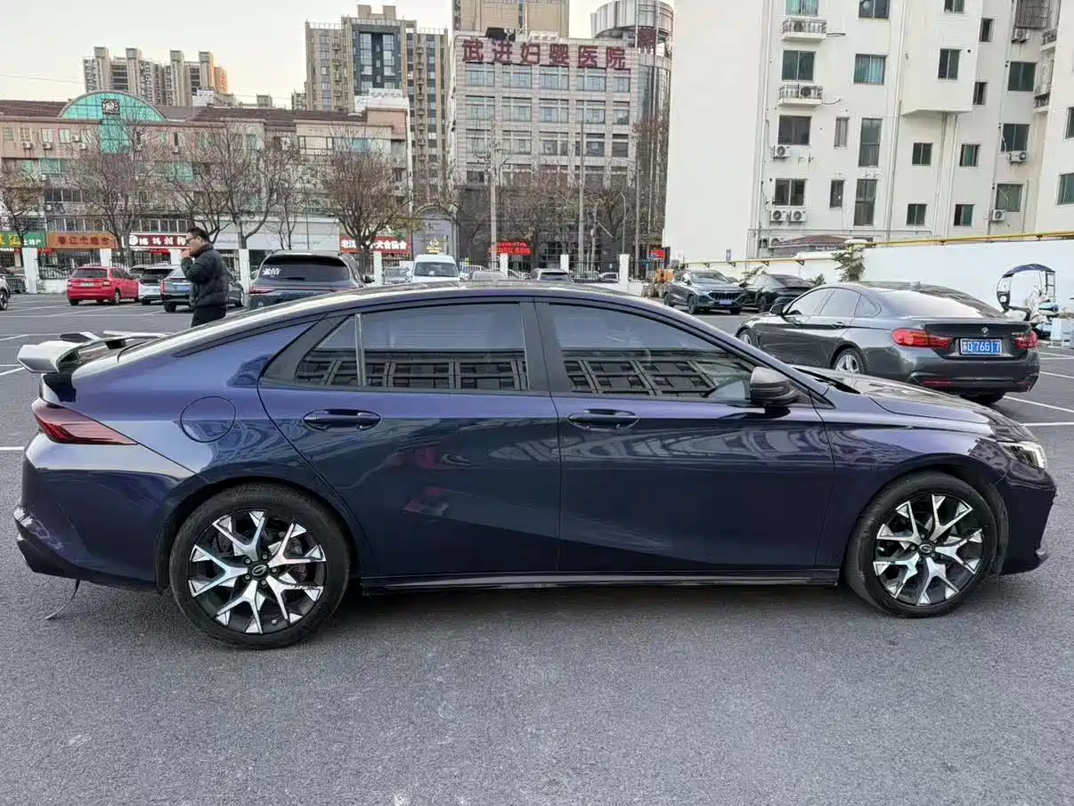GAC Trumpchi Trumpchi Emkoo 2021 270T DCT J16 Edition фото 8
