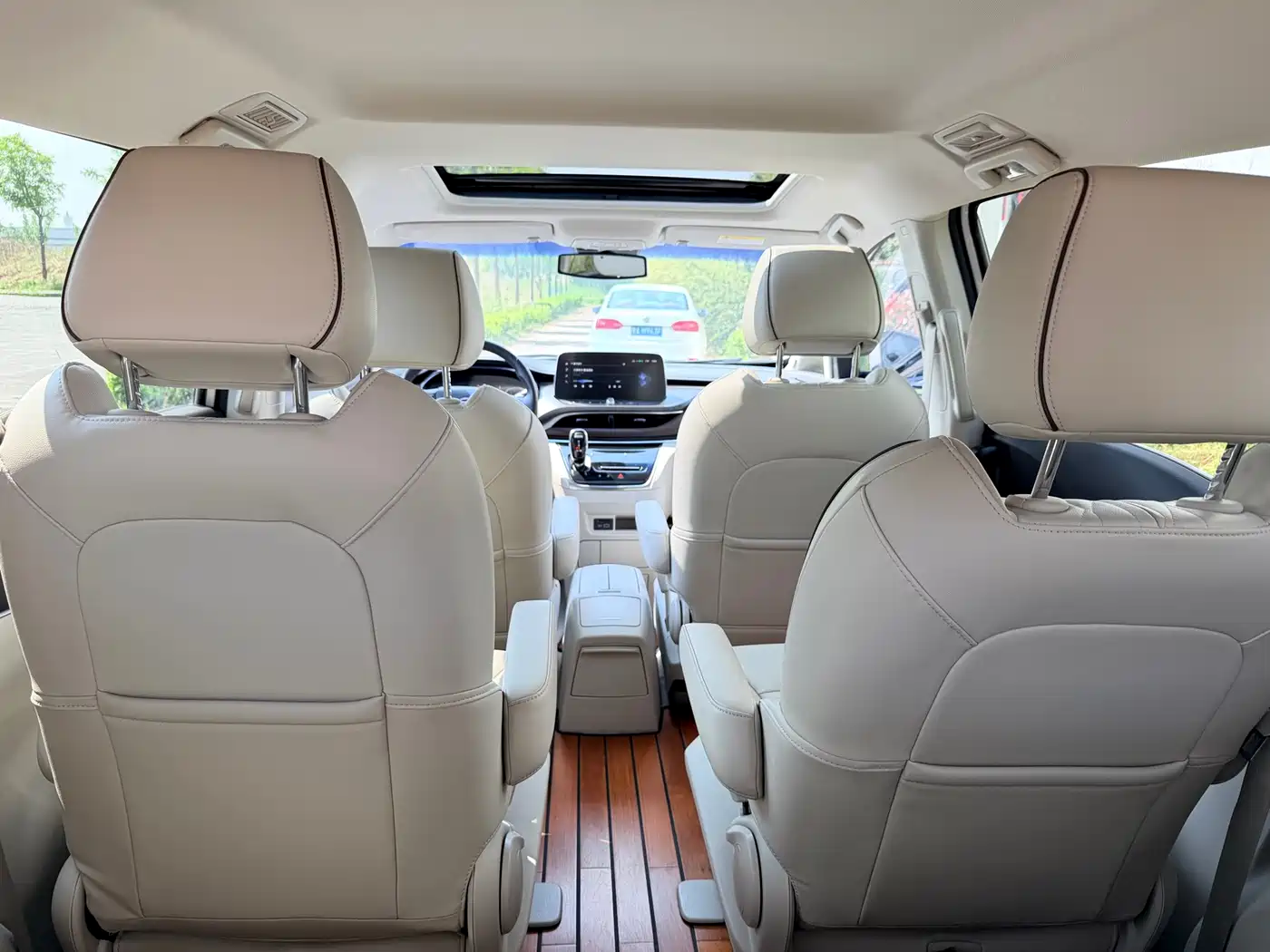 Buick GL8 2021 Land Business Class 652T Luxury фото 12