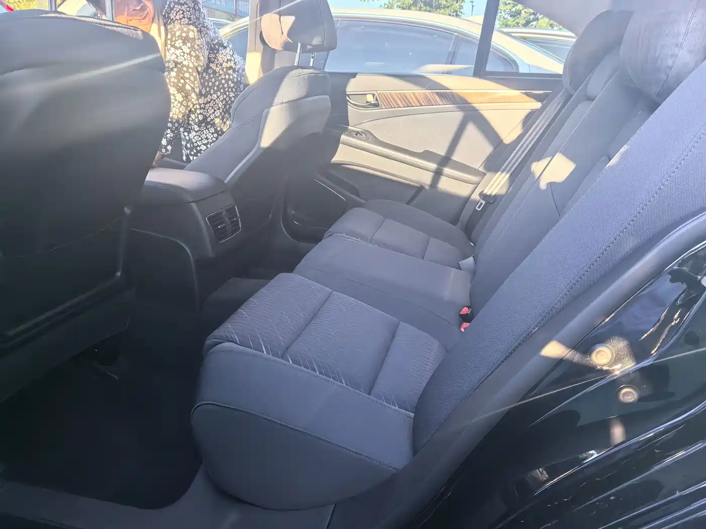 Hongqi H7 2022 2021 1.8T Comfort Edition