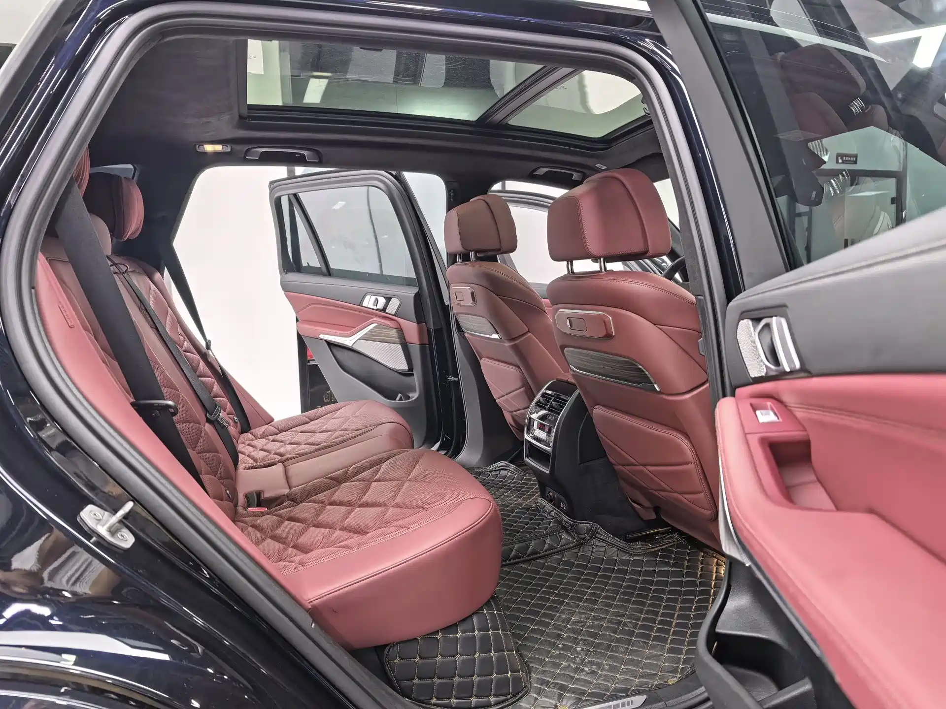 Photo 6 - BMW X5