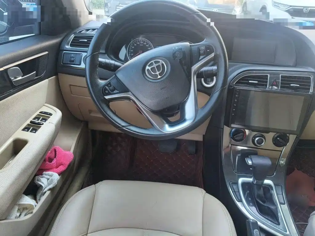 Zhonghua V5 2014 2012 1.6L Automatic Luxury