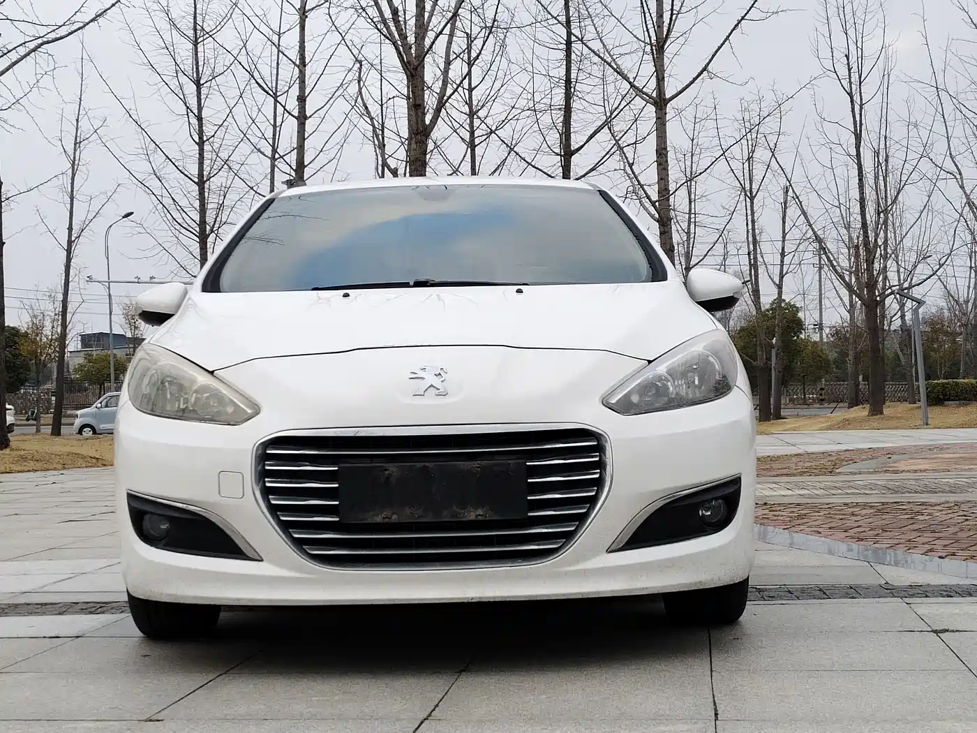 Peugeot 308 2013 Model 1.6L Manual Trend Style фото 2