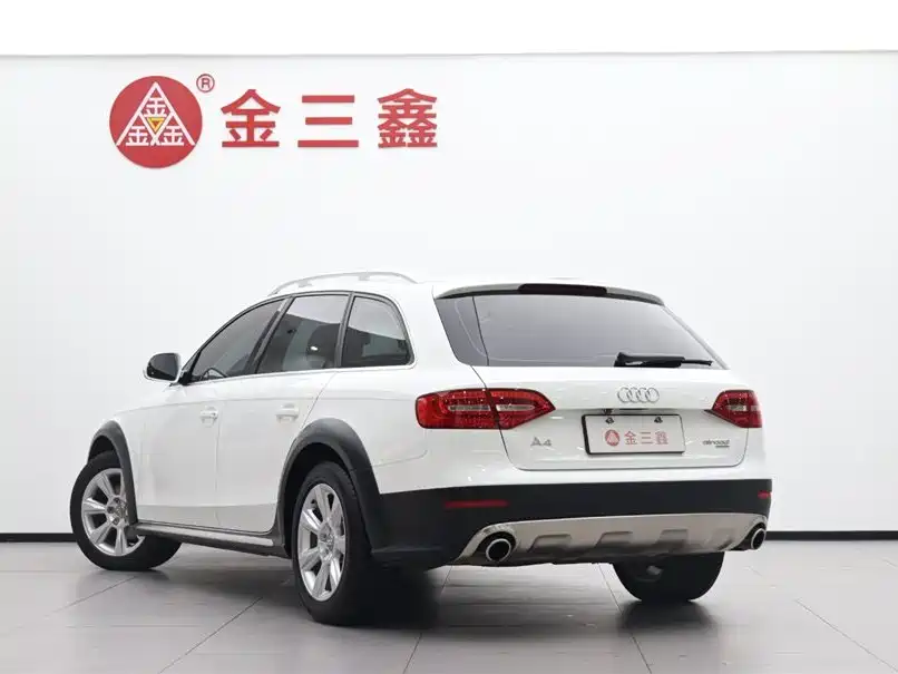 Audi A4 (Import) 2013 40 TFSI allroad quattro Comfort фото 4