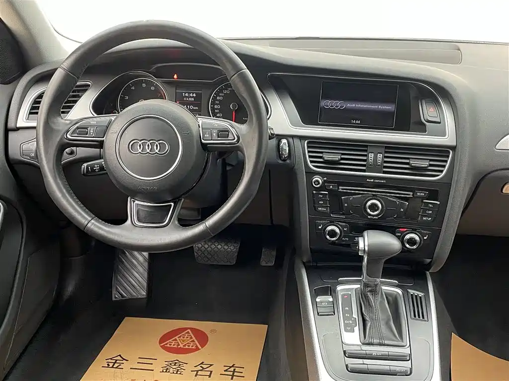 Audi A4 (Import) 2013 40 TFSI allroad quattro Comfort фото 28