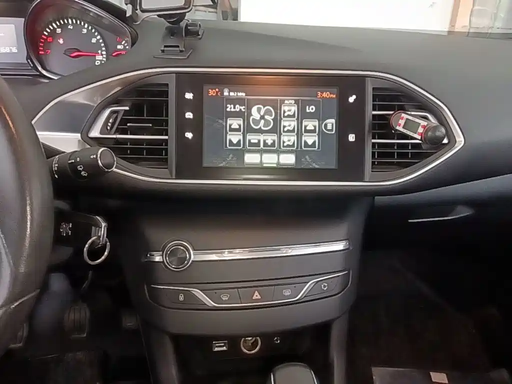 Peugeot 308S 2015 2015 1.6L Manual Dynamic Edition