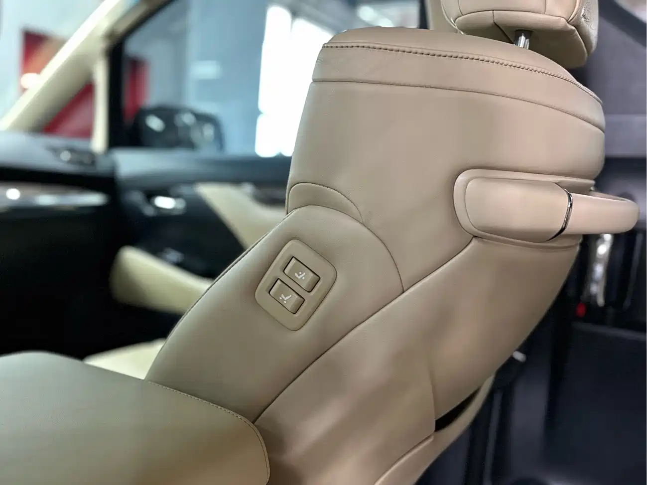 Toyota Alphard 2018 Facelift 3.5L Premium Edition фото 18