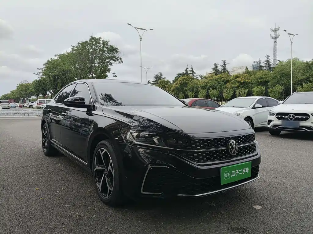 Volkswagen Passat 2025 2025 Outstanding 330TSI Starlight Elite Edition