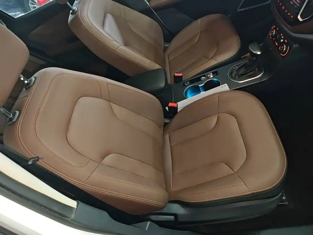 FAW Senya R7 2017 2017 Model 1.6L Automatic Prestige