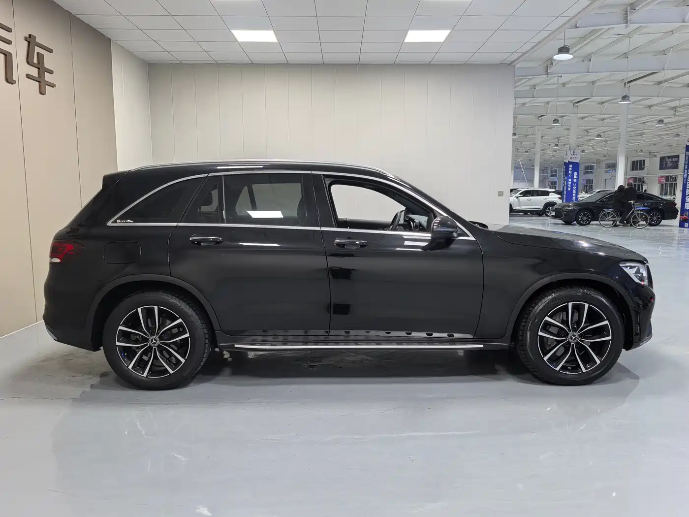 Mercedes-Benz GLC 2021 GLC 260 L 4MATIC Luxury фото 8