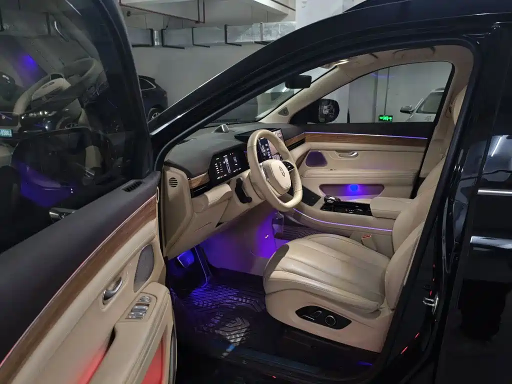 Aito M7 2023 2024 1.5T Smart AWD Max Edition 5-Seater