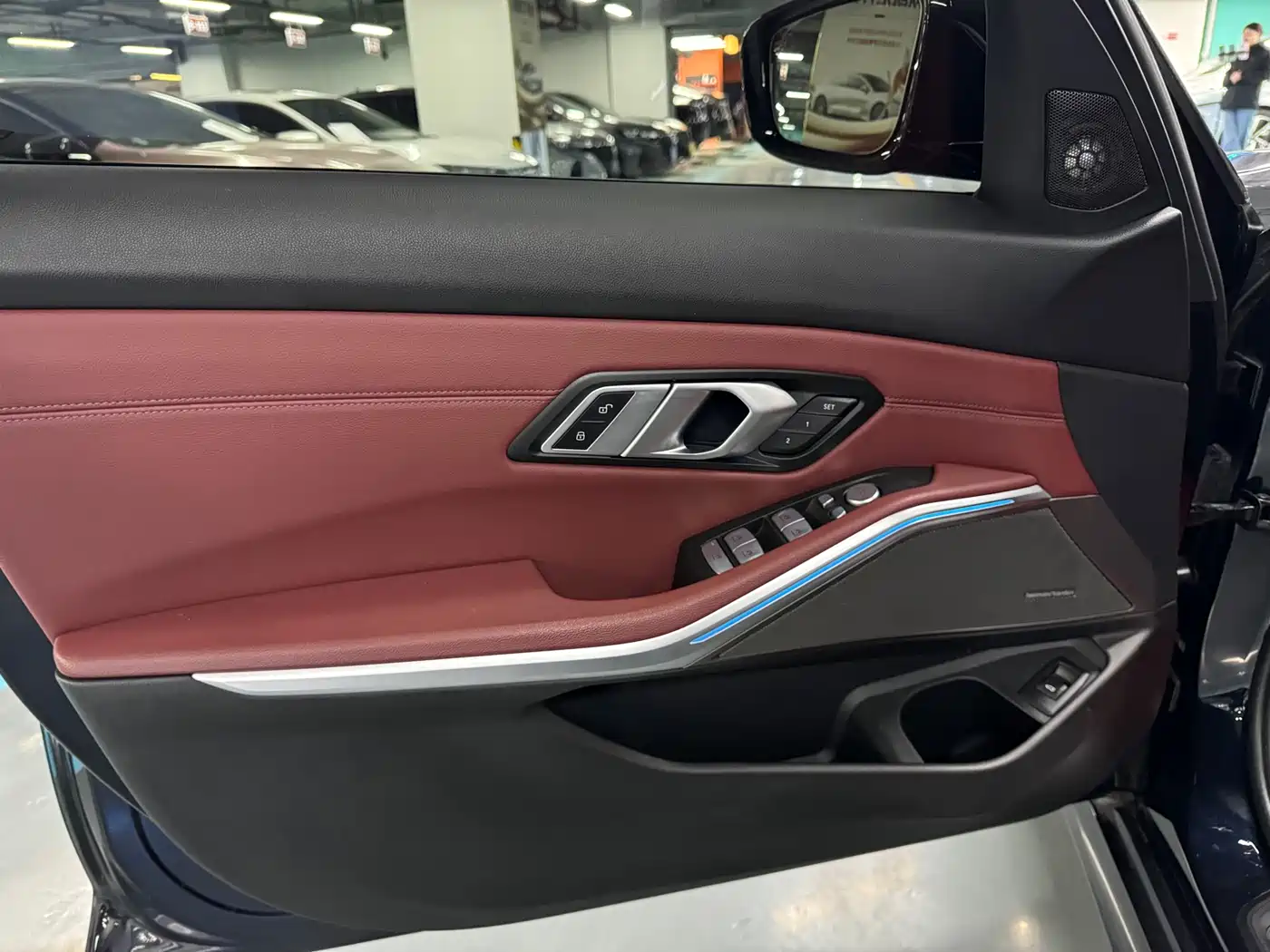 BMW 3 Series 2024 325Li M Sport Package фото 4