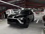 Фото 1 - NIO ES8