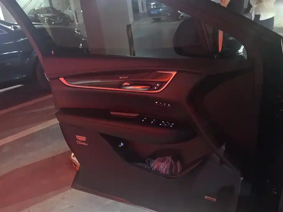 Cadillac XT5 2018 25T Luxury фото 7