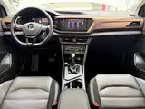 Фото 21 - Volkswagen Tharu