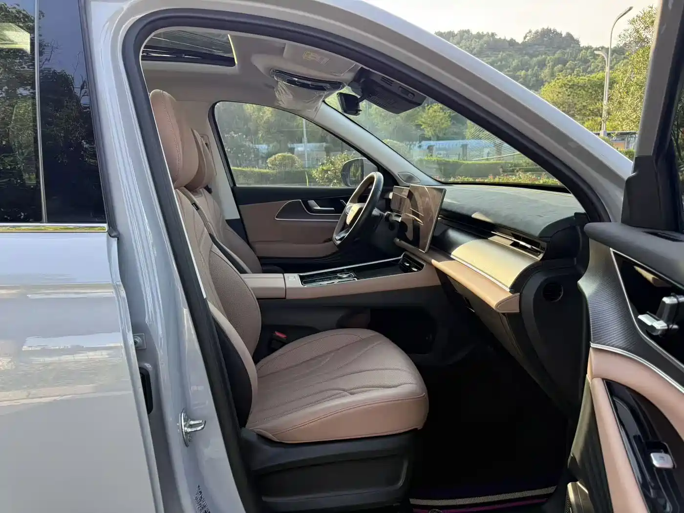 Chery Tiggo 8L 2024 2024 Model 2.0T 2WD Comfort 5-Seater