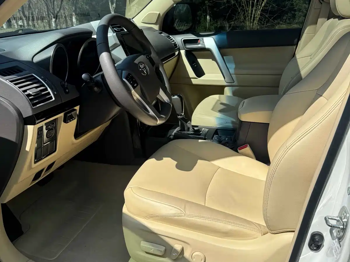 Toyota Prado 2016 2.7L Auto Standard Edition фото 6