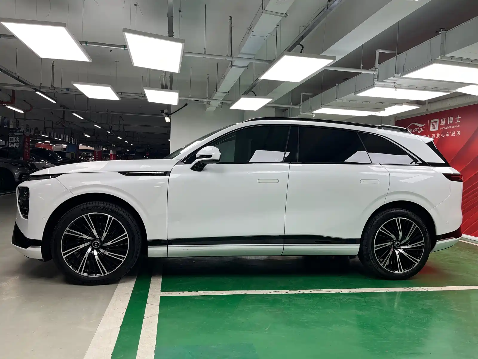 Фото 4 - XPeng G9