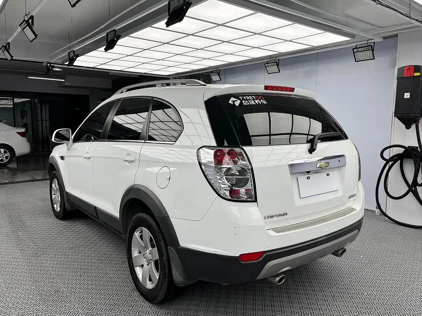 Chevrolet Captiva 2014 2014 2.4L 4WD Flagship 7-seater