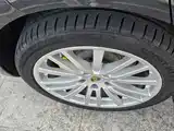 Photo 7 - Porsche Panamera New Energy