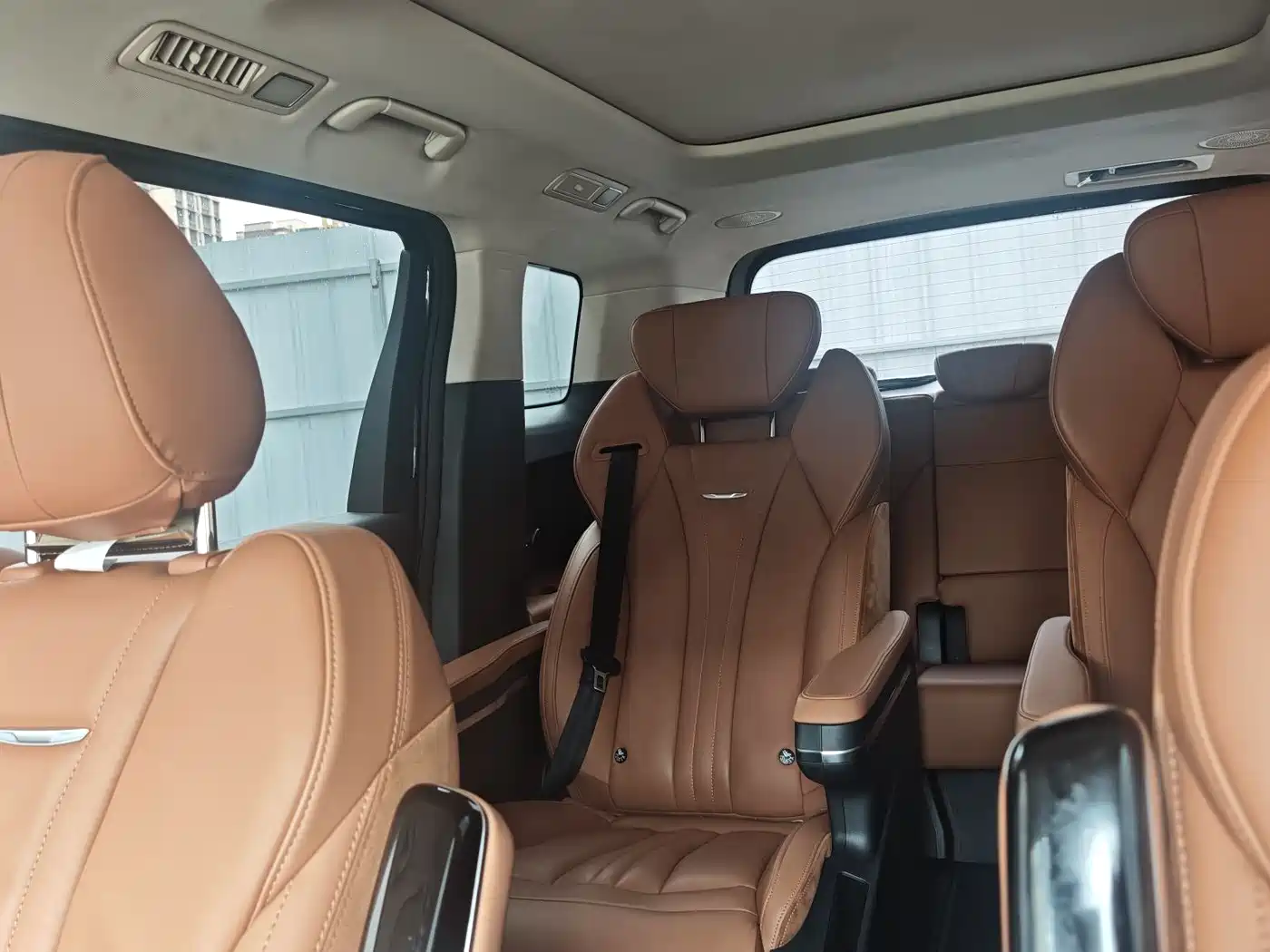 Hongqi HQ9 2023 2023 2.0T Smart Connect Flag Rhyme Edition