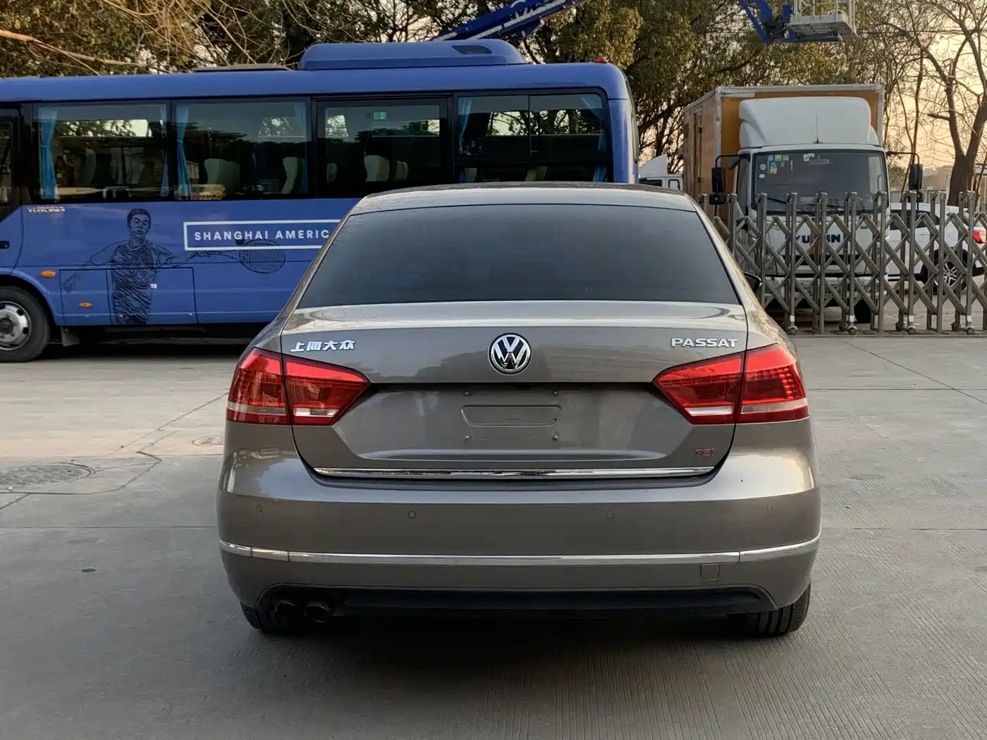 Volkswagen Passat 2014 2.0TSI DSG Executive Edition фото 13