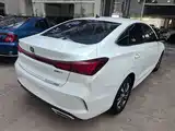 Фото 7 - Changan Eado