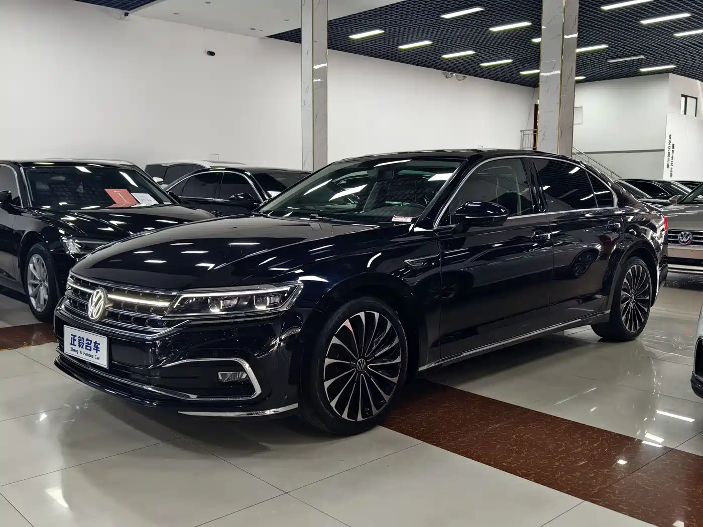 Volkswagen Phideon 2021 380TSI Premium Edition