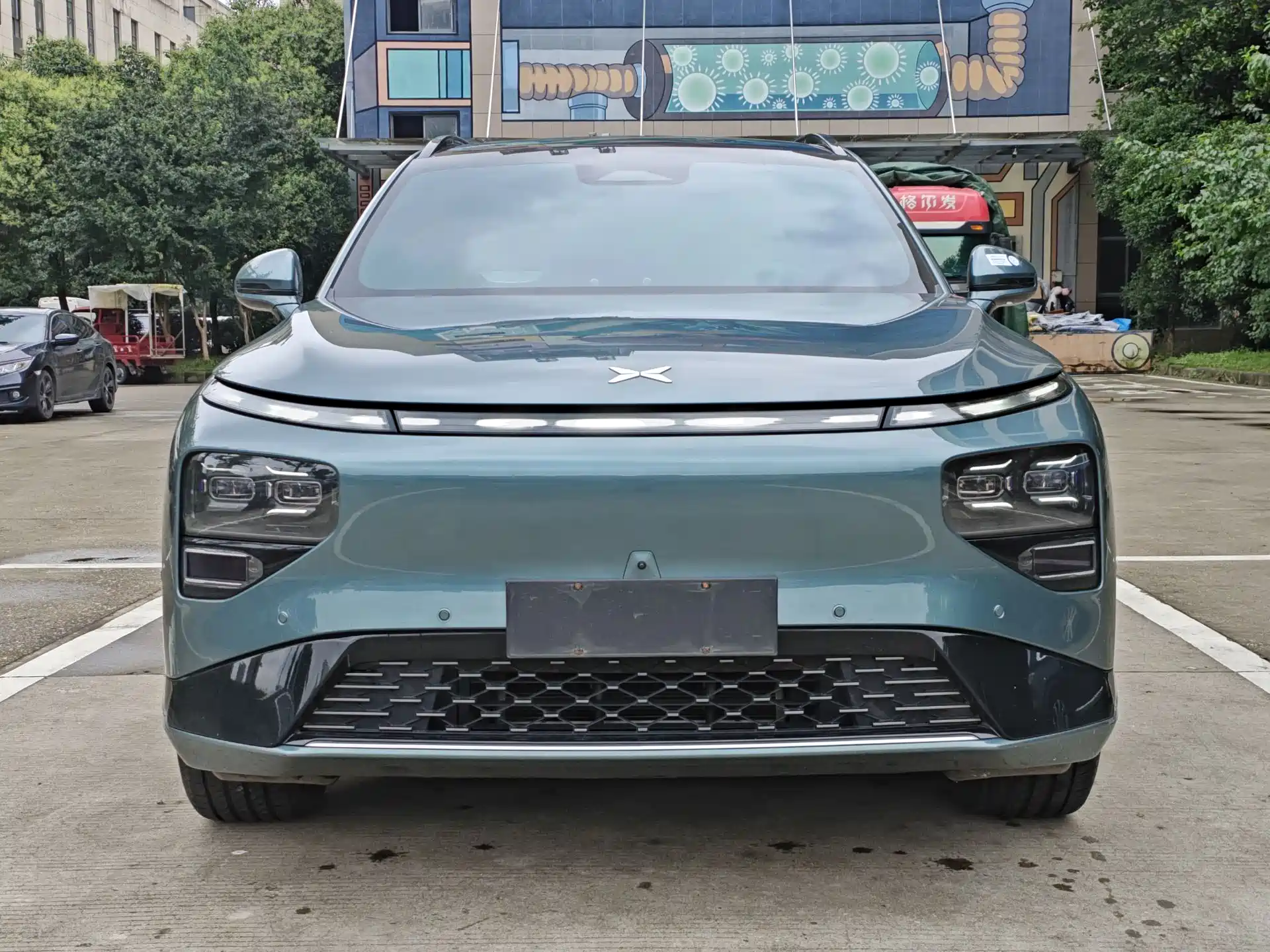 Фото 2 - XPeng G9