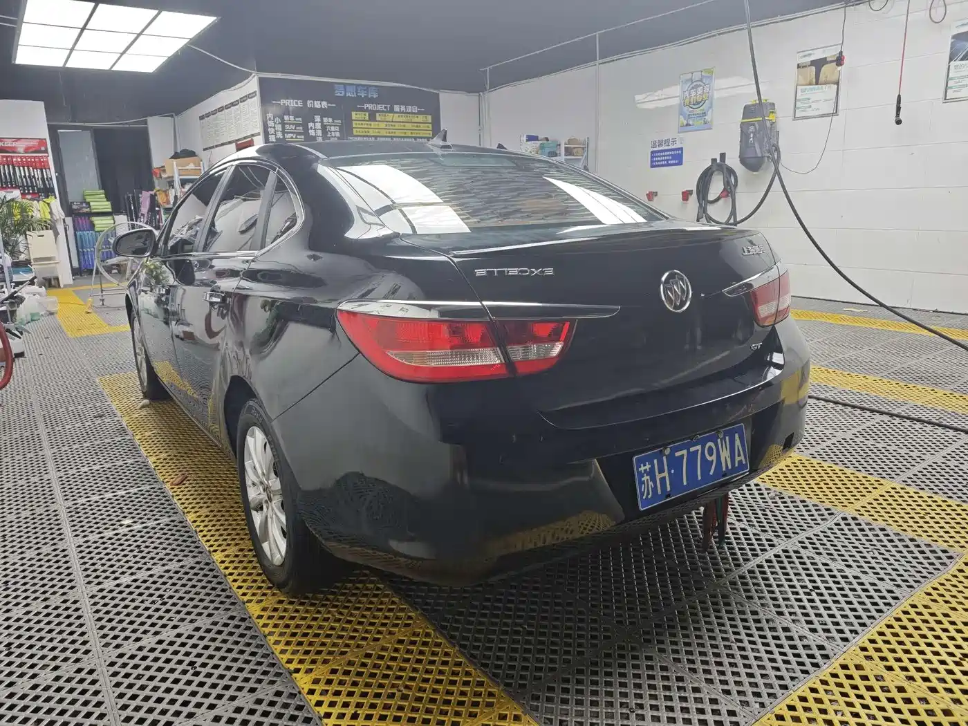 Buick Excelle 2013 GT 1.6L Automatic Comfort Edition фото 3