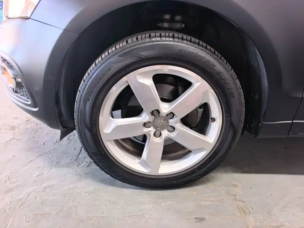 Audi Q5 2018 2017 Plus 40 TFSI Progressive