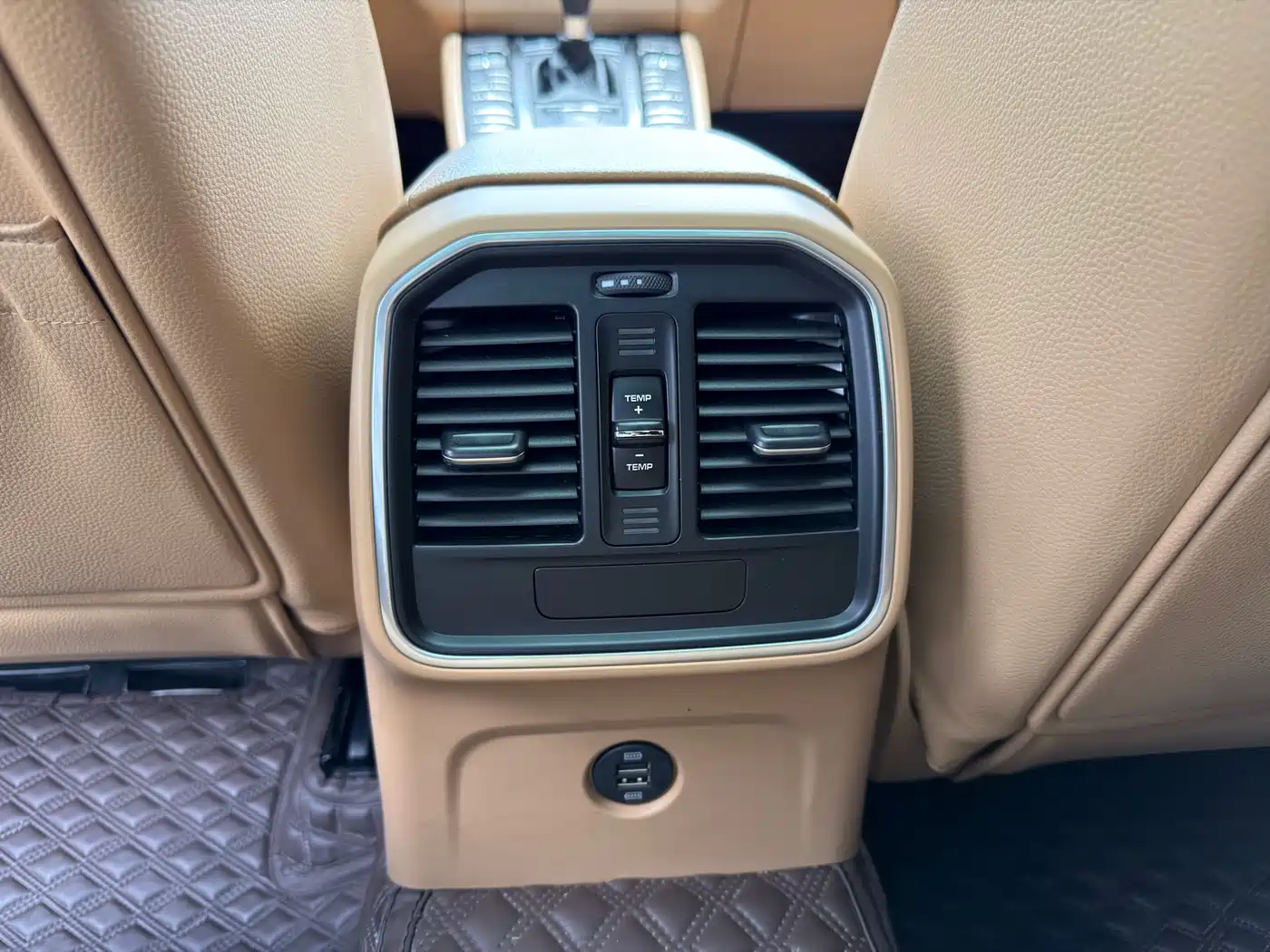 Porsche Macan 2017 Macan 2.0T фото 25