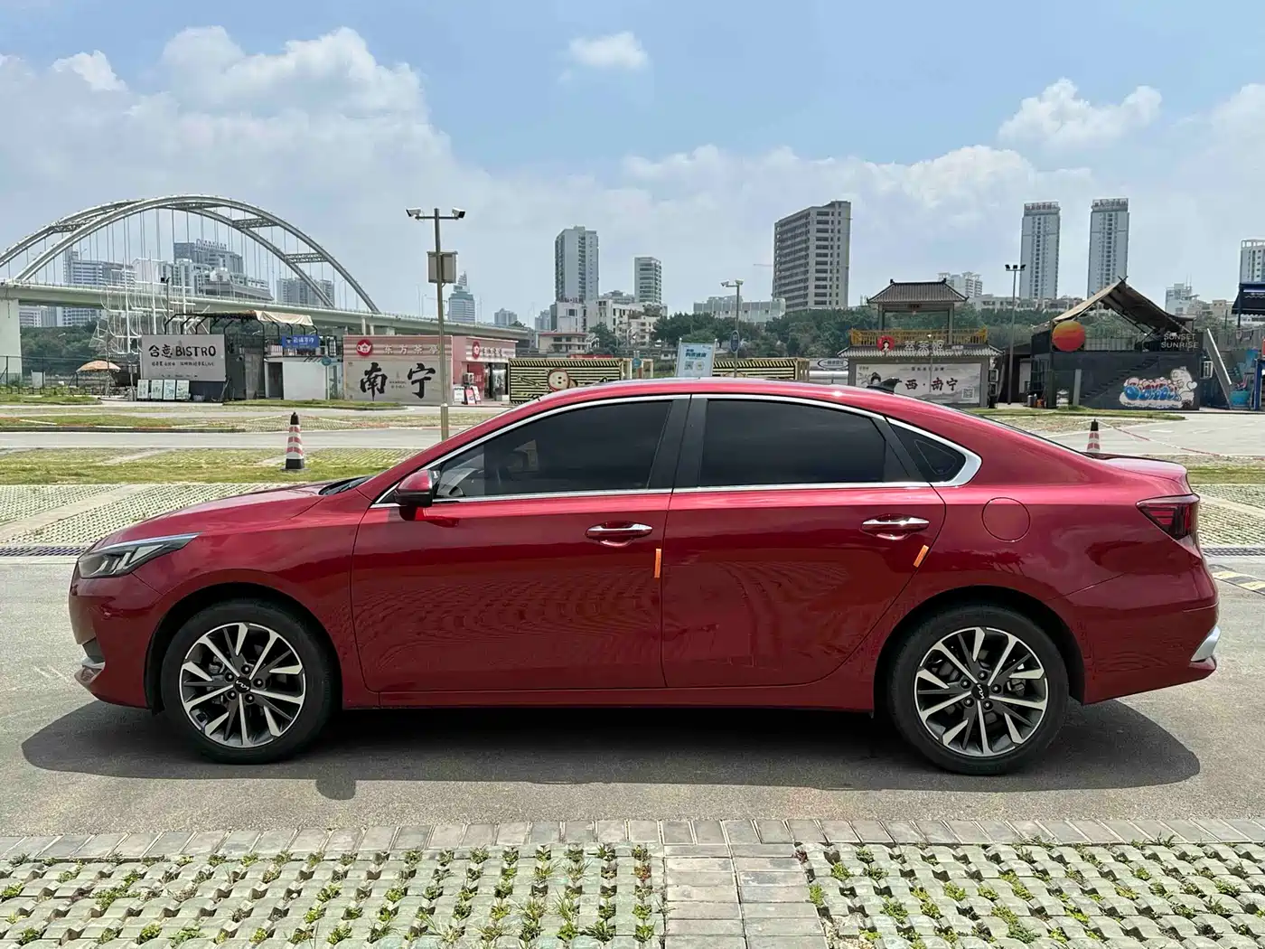 Kia K3 2021 Facelift 1.5L CVT Fashion Edition фото 4